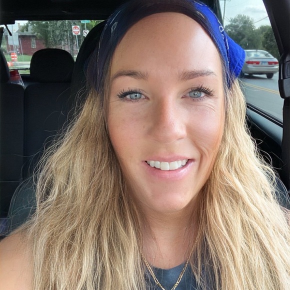 Meet your Posher, Rockergirl68 - Picture 4 of 12